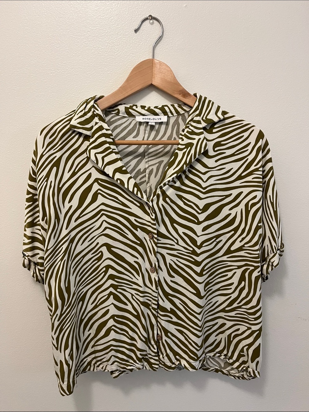 Rose & Olive Olive and Cream Zebra-Print Short Sleeve Button-Down